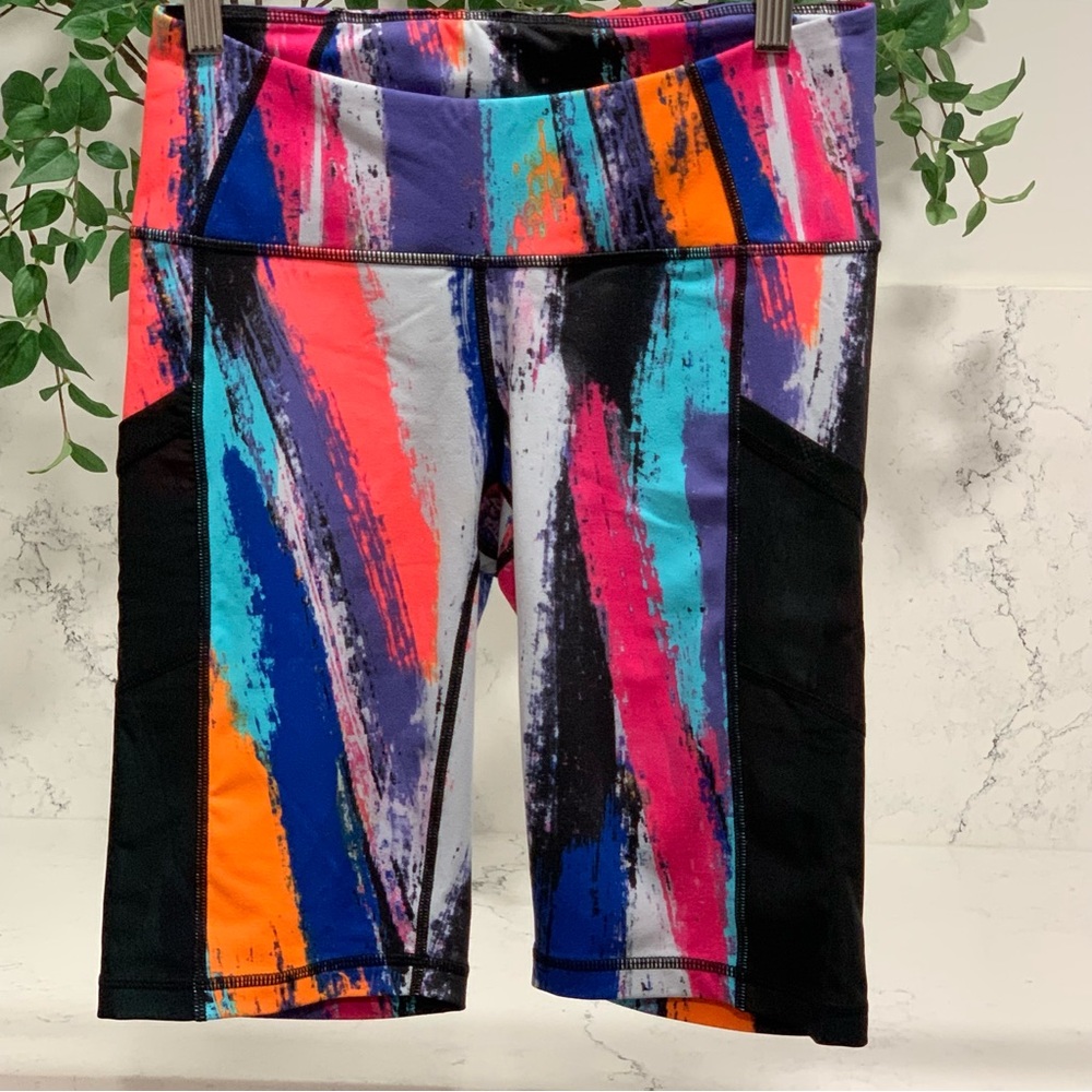 Zella biker/ runner/ yoga/ shorts size small